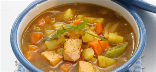 Картофельный суп на бульоне из семги