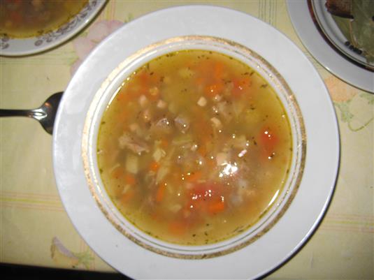 Суп из говядины и ветчины