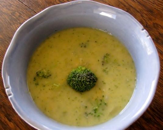 Суп из  брокколи с сыром